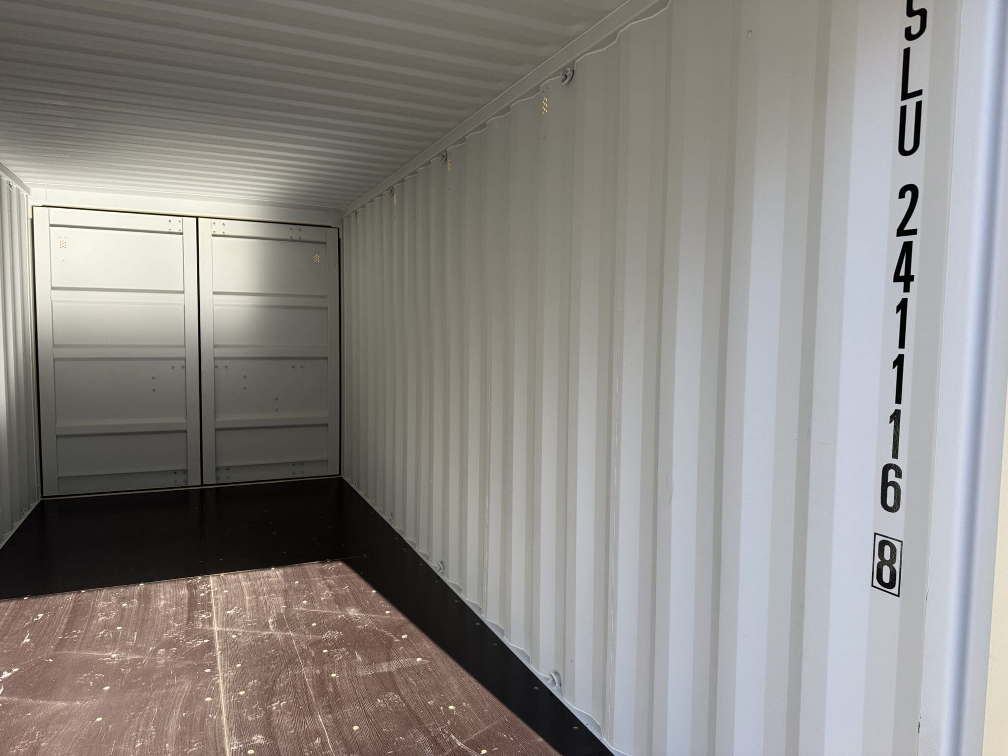 Contenedor nuevo con doble puerta para transporte y almacenamiento
